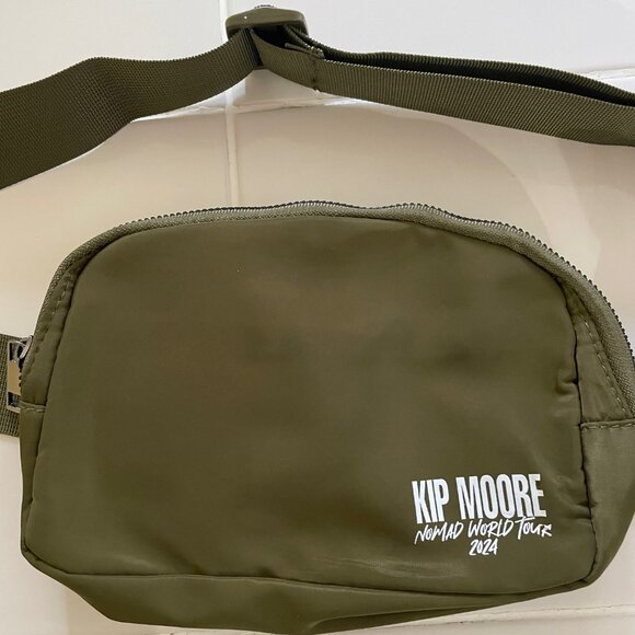 Kip Moore Crossbody Bag - Picture 1 of 5